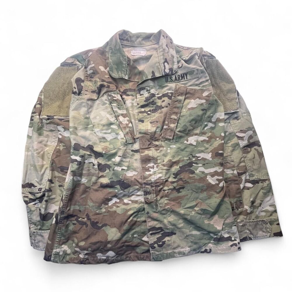 Women’s U.S. Army Woodland Camo Size 33 Regular Military Gorpcore Utility Coat